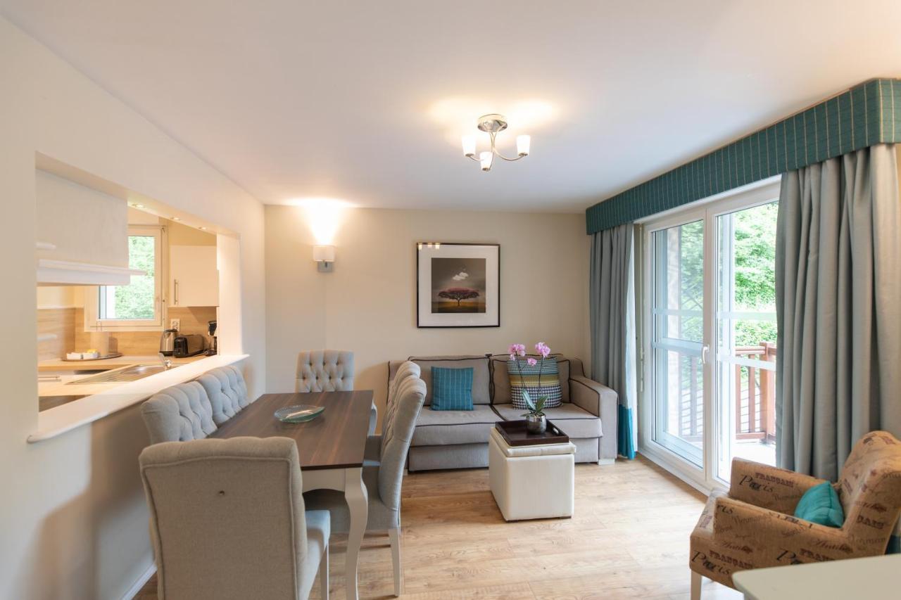Karma Manoir Des Deux Amants Aparthotel Connelles Buitenkant foto